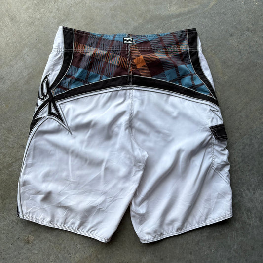 00's Billabong Boardies - 32