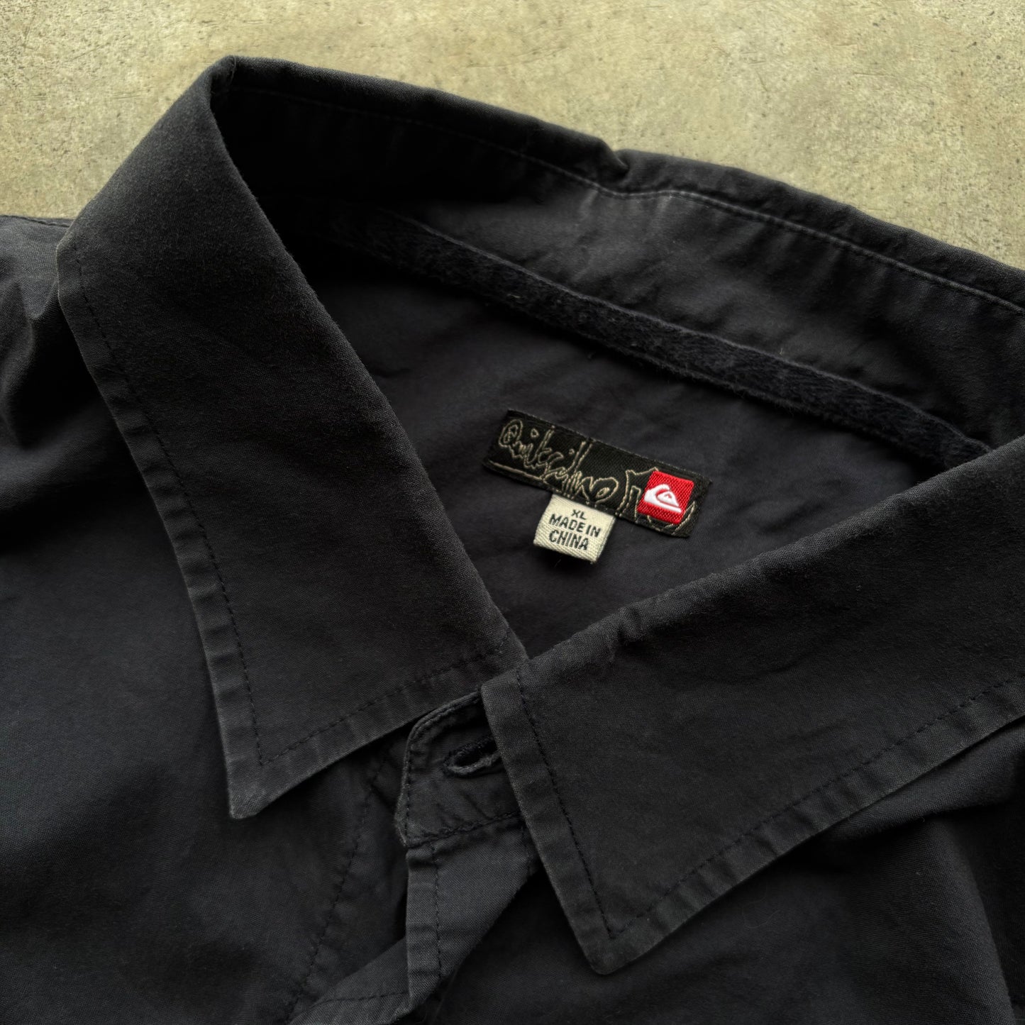 Quiksilver button up - XL